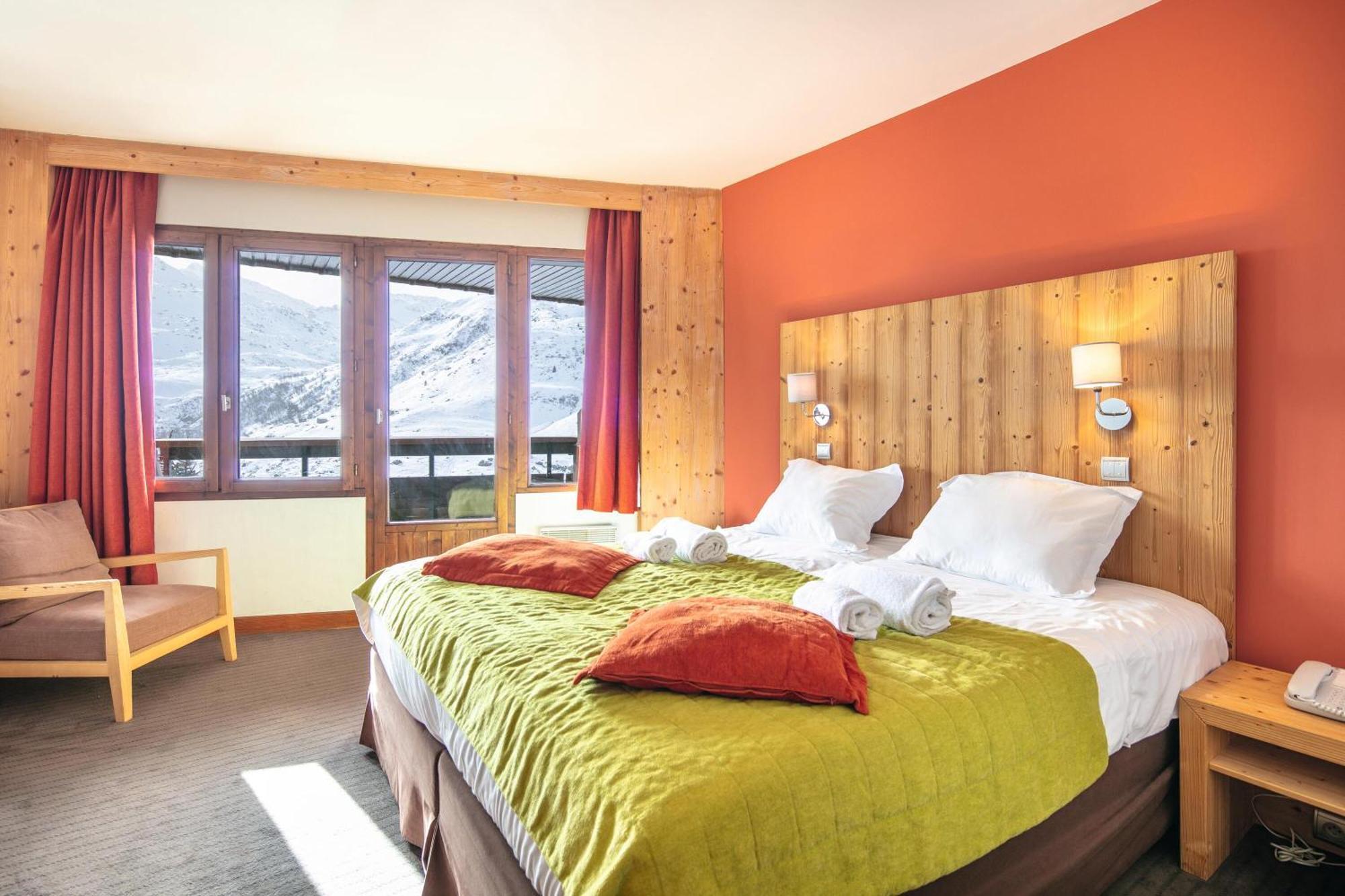 Hotel Les Bruyeres Les Menuires Zimmer foto